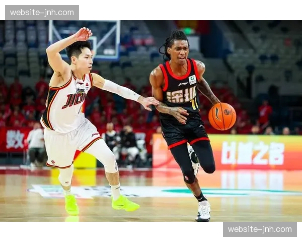 上海久事不敌深圳马可波罗，深度分析内线轮转暴露的防守问题