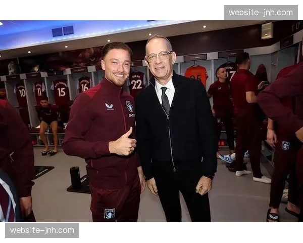 纪录片《威斯特法伦的墙》首映，讲述南看台球迷文化