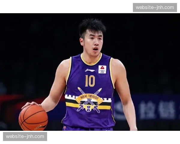 北控男篮三连胜抢占季后赛席位，邹雨宸单场8次盖帽创生涯纪录